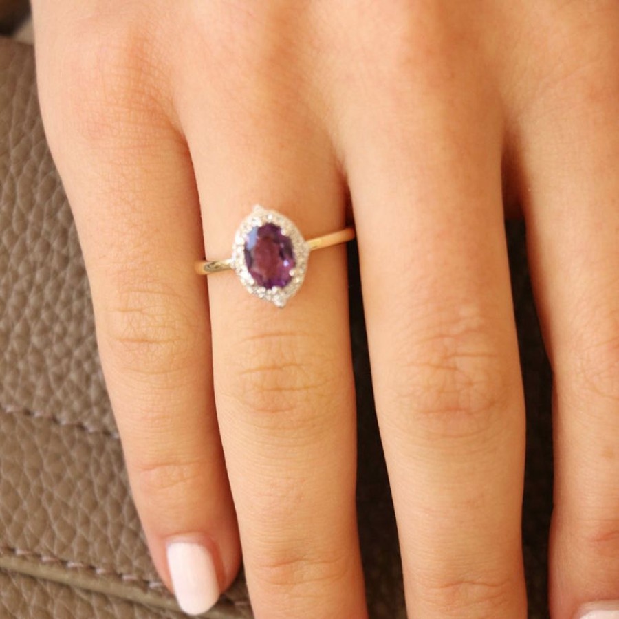 Jewellery Diamonds by WD | Amethyst Ring With 0.15Ct Diamonds In 9K Yellow Gold