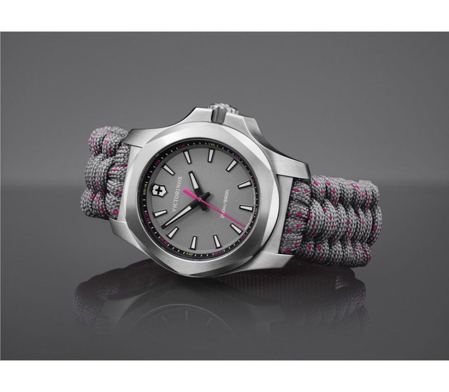 Watches Victorinox | I.N.O.X. V