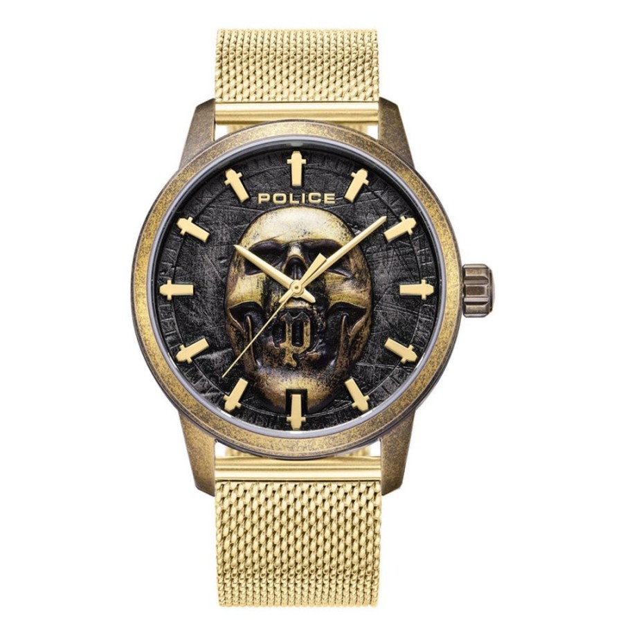 Watches Police | Raho